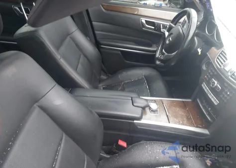 2015 Mercedes-Benz E 350 4Matic z USA, uszkodzony, nr VIN WDDHF8JB2FB097270